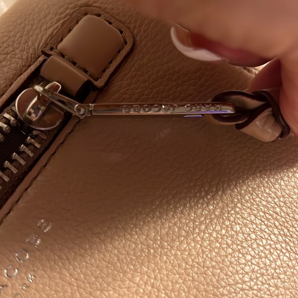 Mark Jacob Crossbody leather purse🛍️🛍️🛍️🛍️🛍️